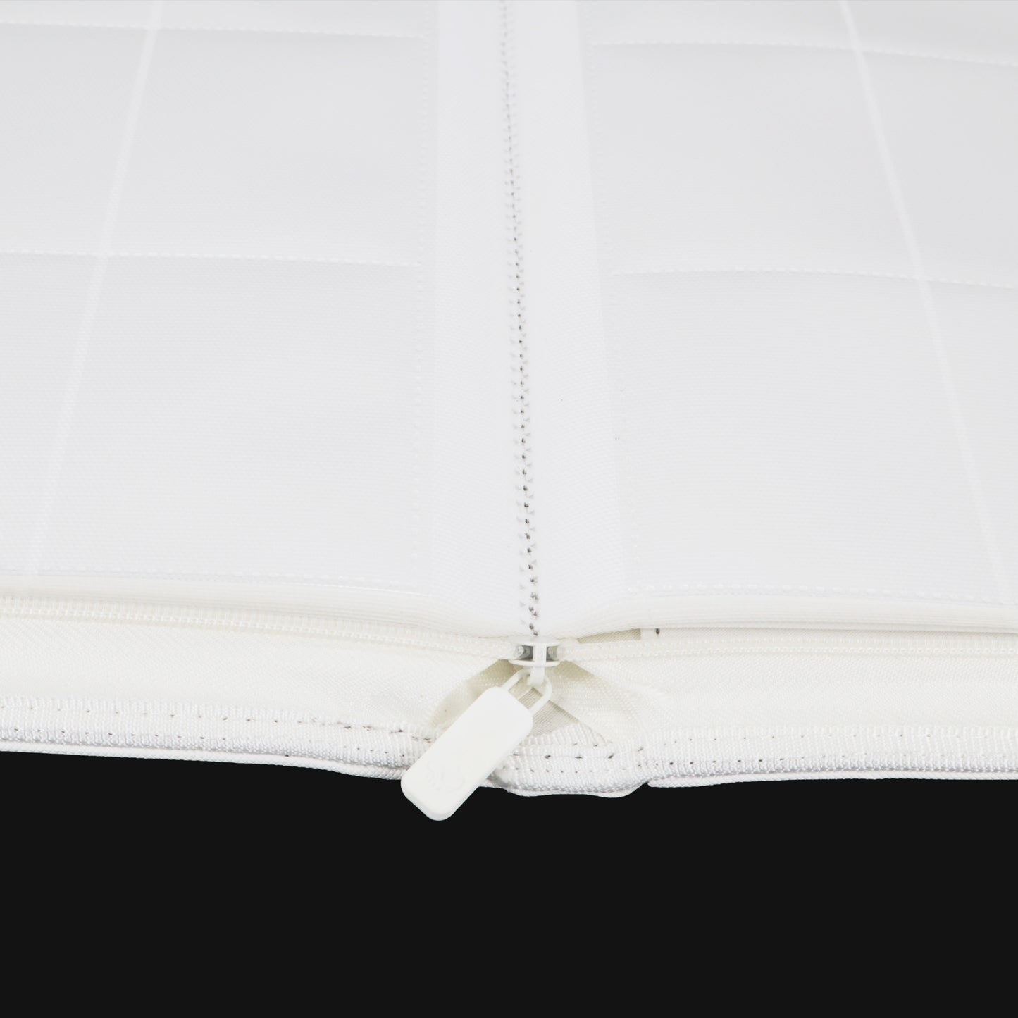 Unlucky Zip Binder White